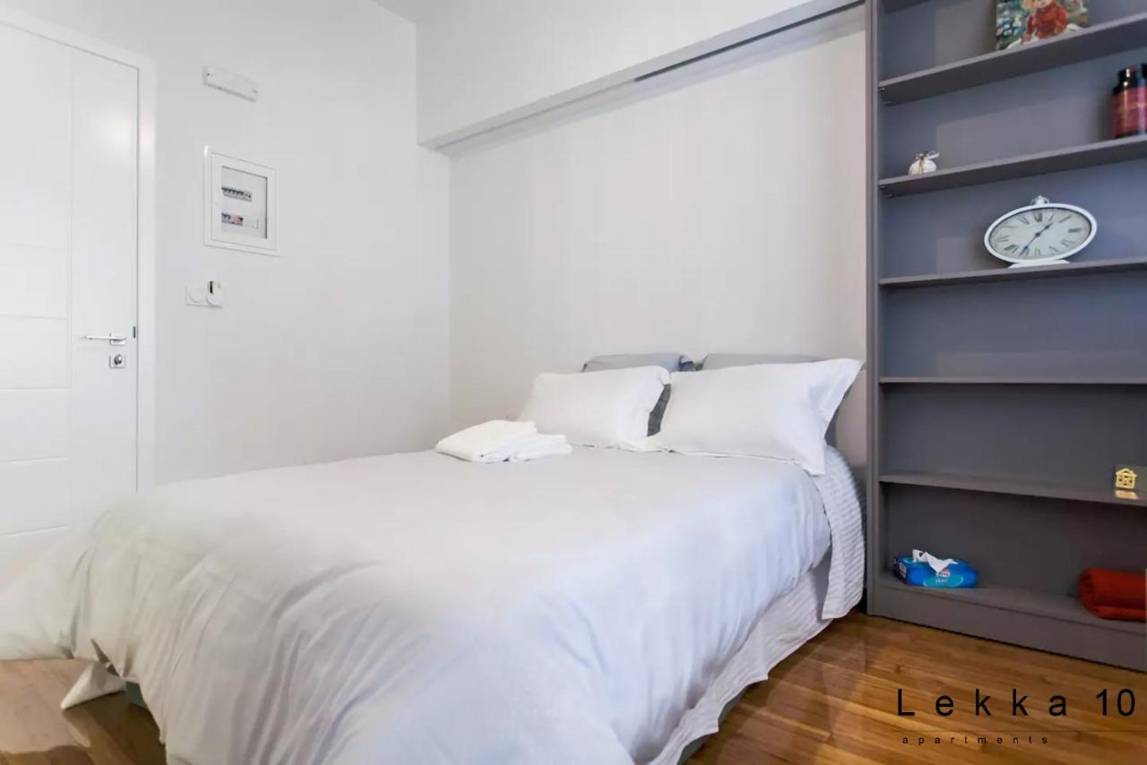 Monolocale Moderno con Letto Matrimoniale