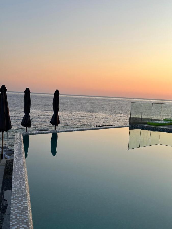 Sea Residence Private Beach&pool Dobra voda - Bed and Breakfast Dobra Voda