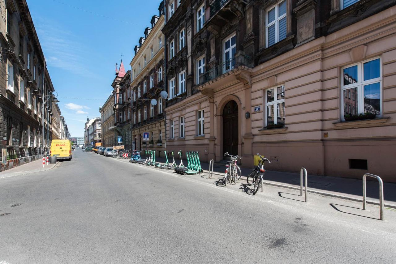 RETRO STATiON APARTMENT - B&B Cracovia