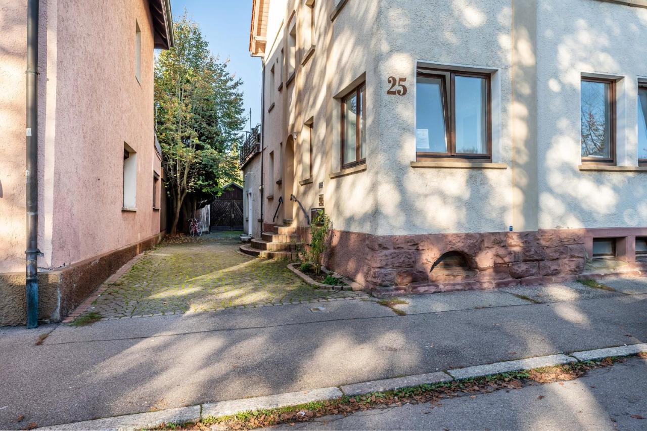 Kathihomes Easy Stay - Bed and Breakfast Villingen-Schwenningen