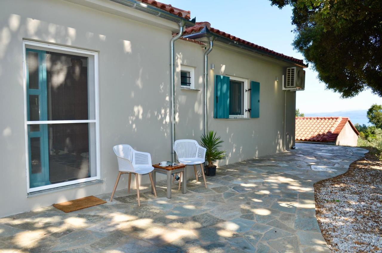 House Adelfótita - Bed and Breakfast Rodiás