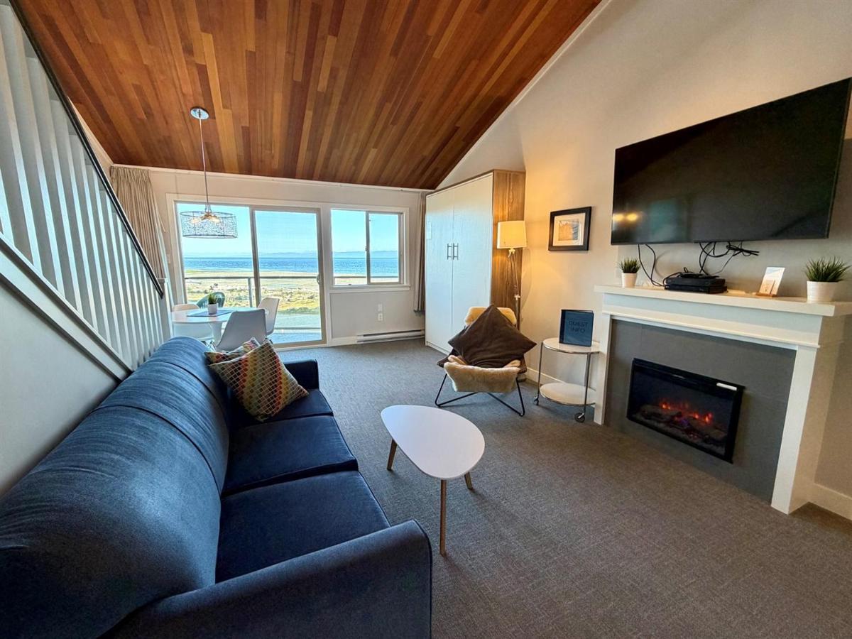 Oceanfront Studio with Loft - amazing views! - Ferienwohnung Qualicum Beach