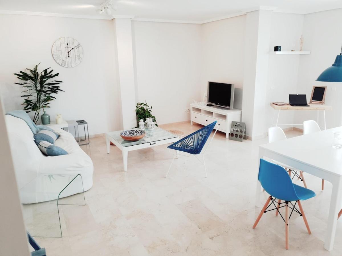 Apartment 50m from the beach-swimming pool-garage - Chambres d'hôtes Javea