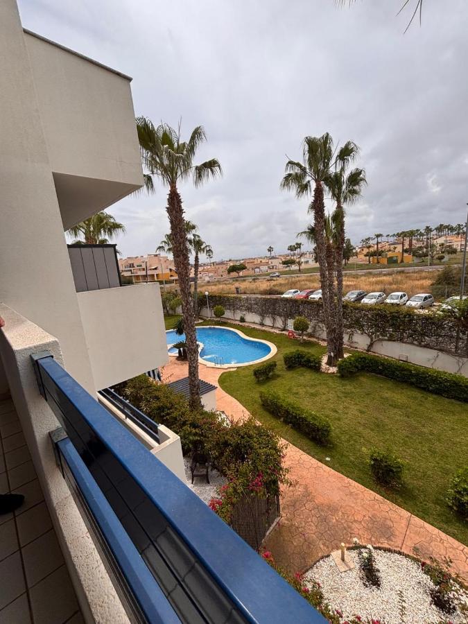 Good Vibes Apartment in Playa Flamenca - Bed and Breakfast Urbanizacion los Balcones