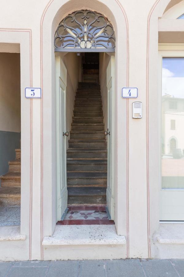 Tosca, Charming Apartments La Spinetta nel Borgo - B&B Terricciola