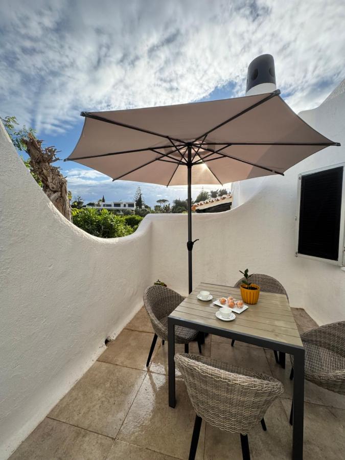 Villa Valentina-Sunny 2 Bedroom House with Pool - Bed and Breakfast Carvoeiro