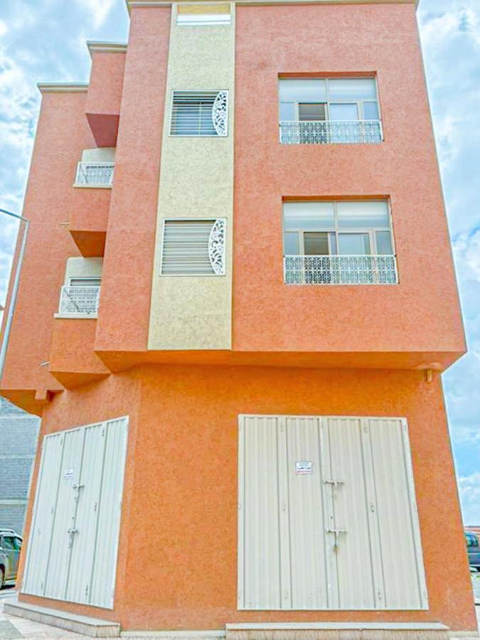 A - Family Airport Home - Spacious 3-Bedroom Apartment - B&B Marrakesh