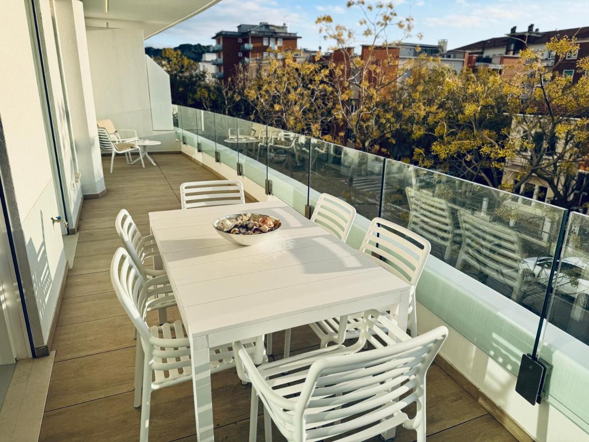 Charming Apartment on the sea - Ferienwohnung Pesaro