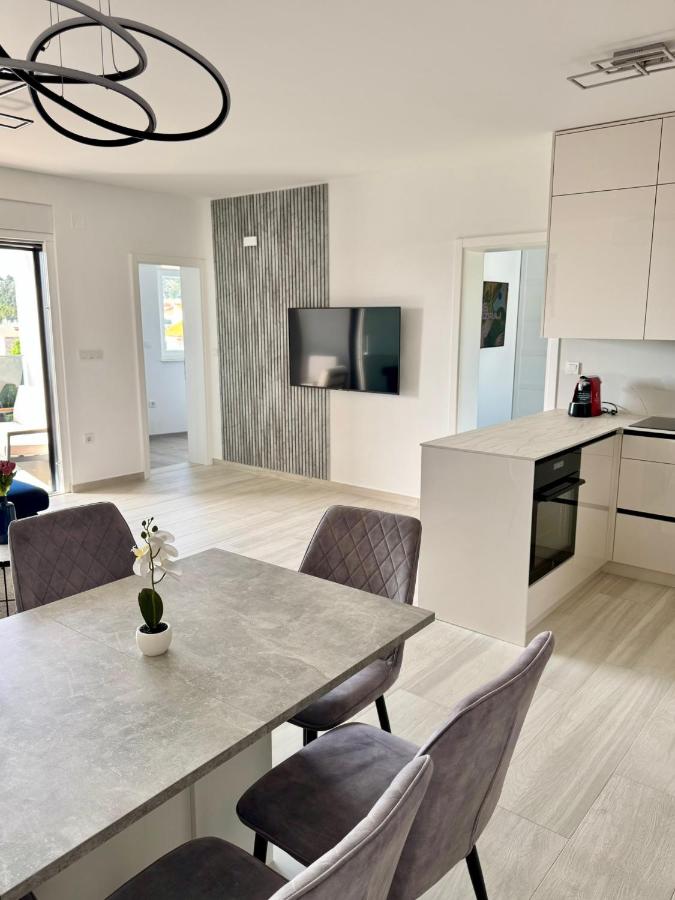 Apartment Infinito Žaborić - B&B Zaboric