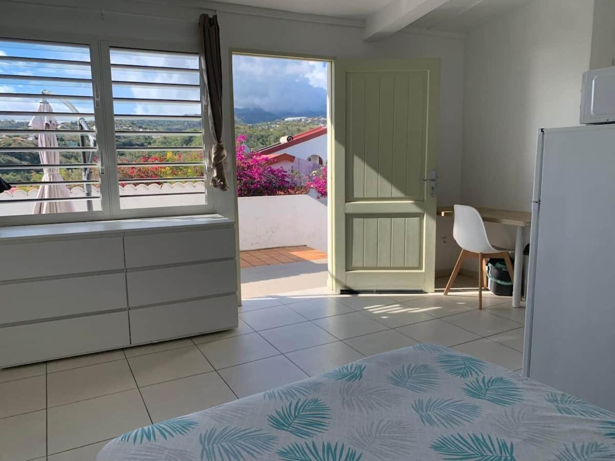 Ocean bay - Joli Studio vue mer plage à pied - B&B Schoelcher