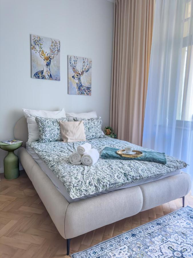 Green Harmony Apartment - B&B Poznań
