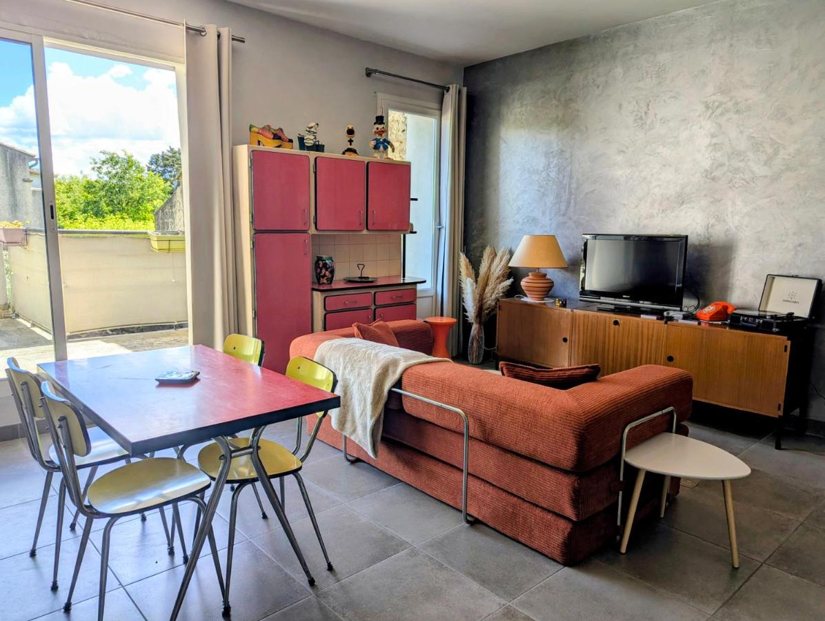 Vintage 70's cosy avec terrasse et clim - Chambres d'hôtes Mazan