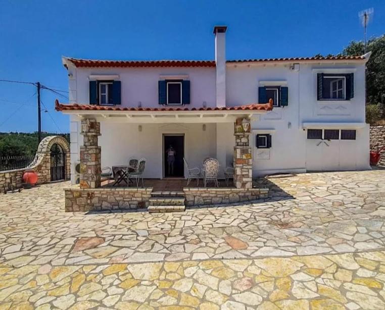 Luxury two story villa ideal for families - Chambres d'hôtes Koróni