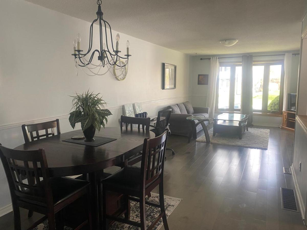 Napaeno's Place - Home Away from Home - B&B Kingston