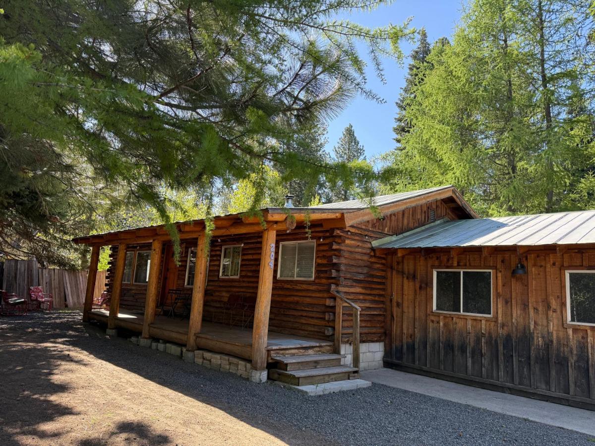 Miller Cabin - Bed and Breakfast McCall
