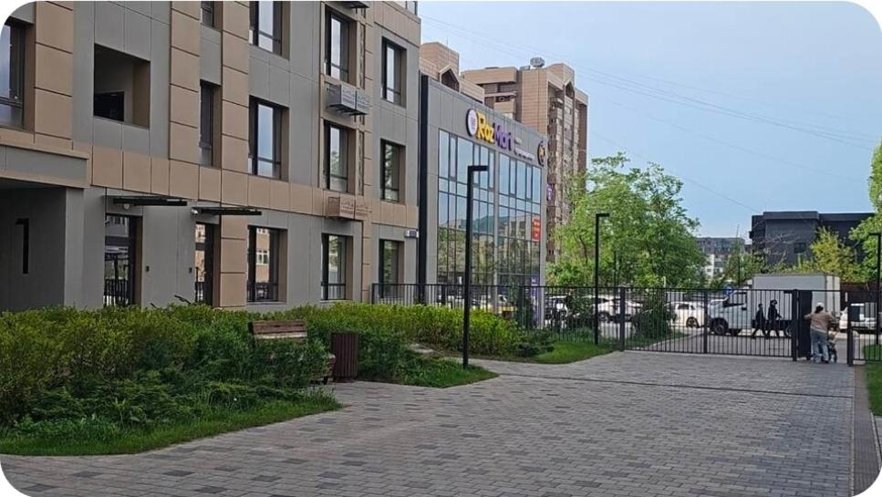 Everest Residence Almaty с видом на горы - B&B Almatý