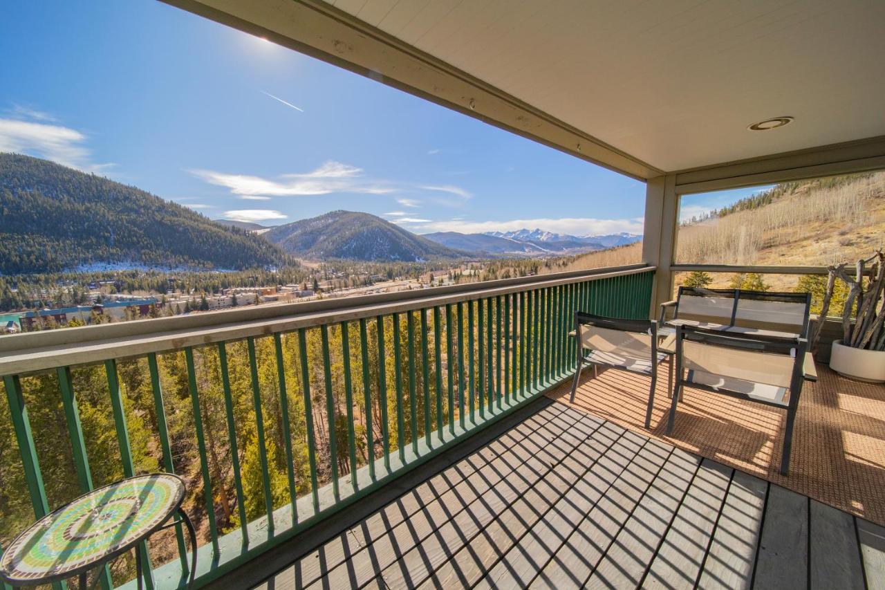 Saints John 2547 by SummitCove Lodging in Colorado - B&B Keystone