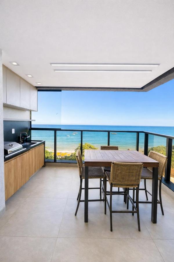 Luxo à Beira Mar com 3 suites e varanda Goumert com churrasqueira vista para o mar - B&B Anchieta