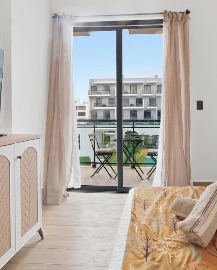 Suite with Balcony & Pool View Downtown Punta Cana - B&B Punta Cana