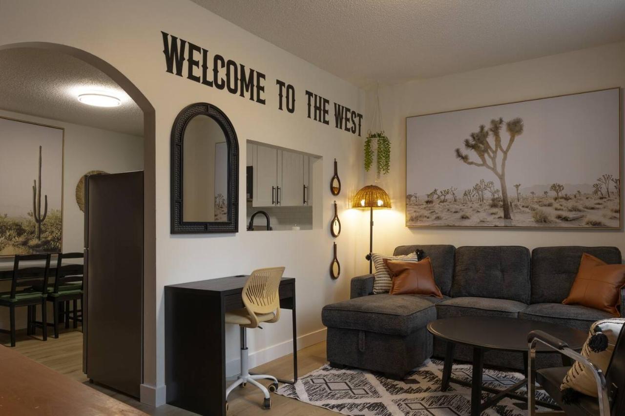 Quiet & Walkable: Stampede, BMO, Nightlife & Eats! - Ferienwohnung Calgary