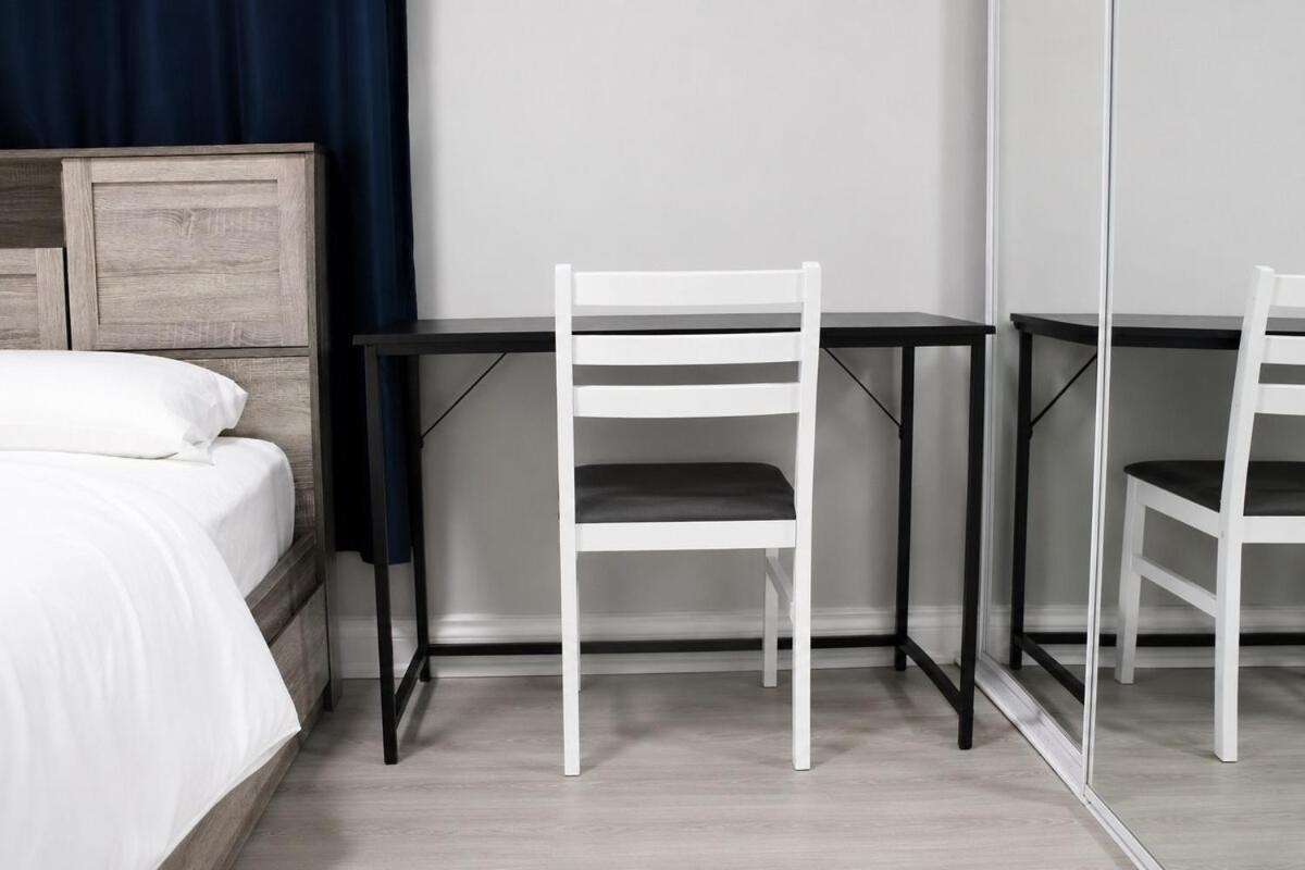 Private & Cozy Two Bedroom Suite in Guelph - Bed and Breakfast Guelph
