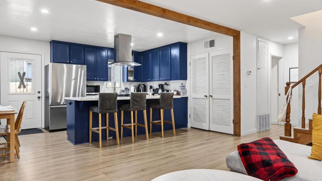 Angeles Boulevard by AvantStay - Bed and Breakfast Big Bear City
