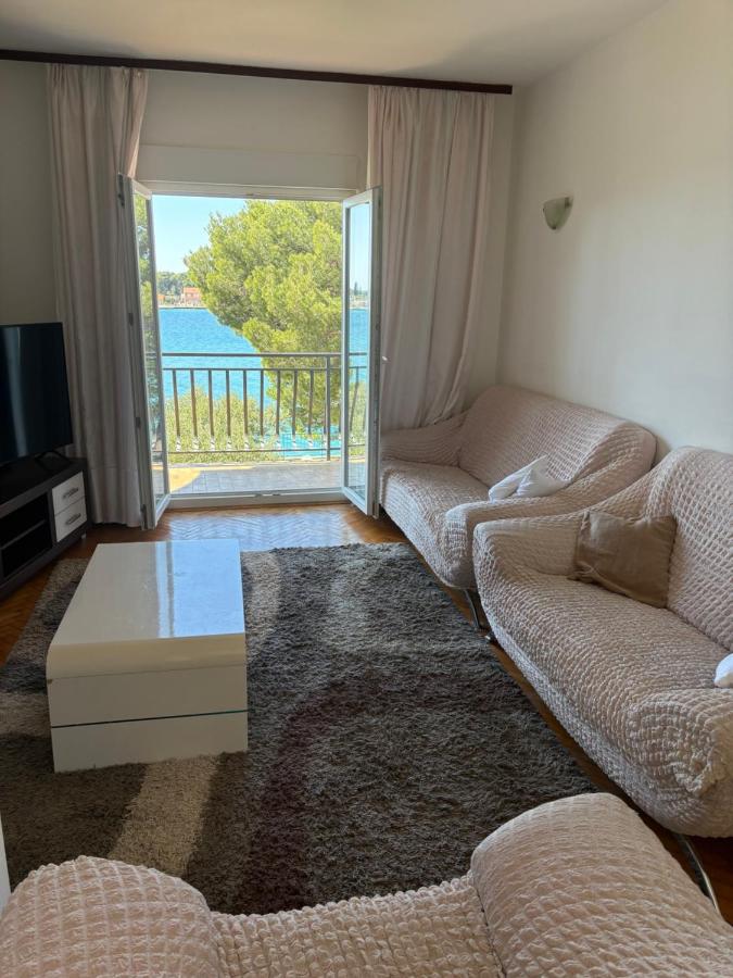 Apartament Seaside Escape - B&B Brodarica