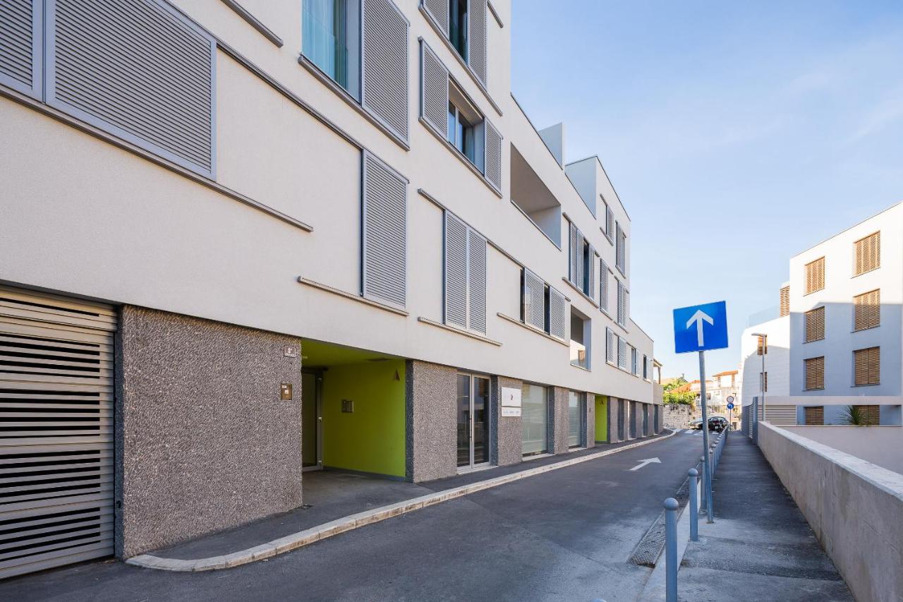 Apartment Vjera - garage and elevator - Bed and Breakfast Split