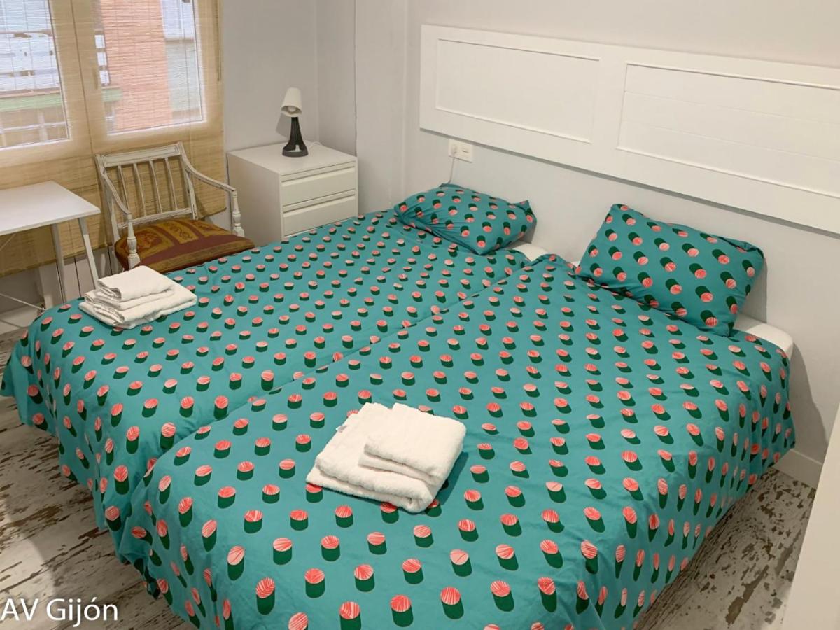 Aquilino Hurlé 25 AVG - Parking inlcuido - B&B Gijón