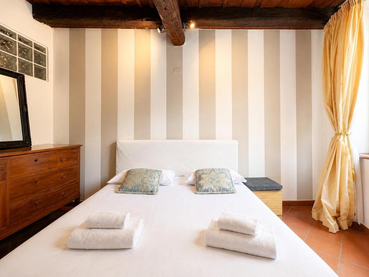 Ai piedi del castello / 4PL / Apt. FULL - Chambres d'hôtes Vérone