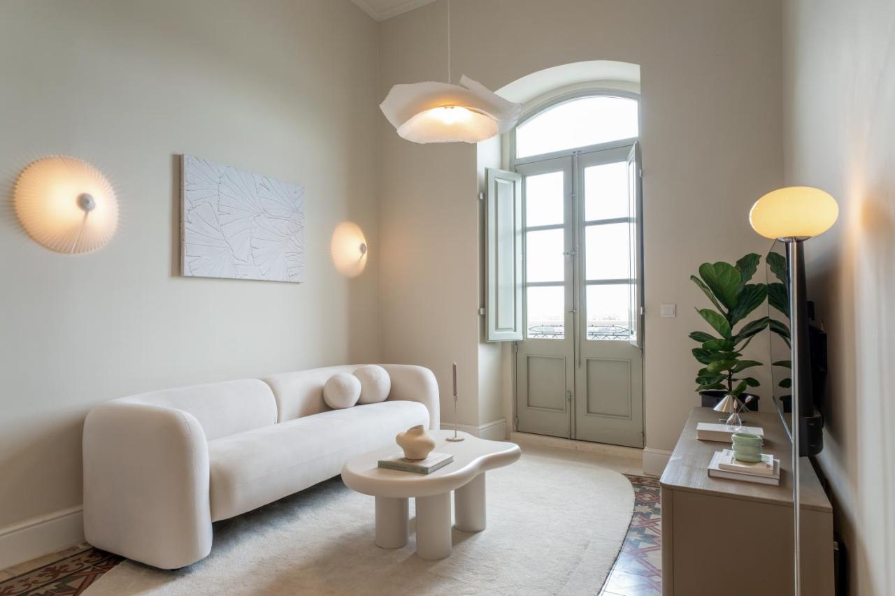 Traditional chic 2 bedroom apartment with Seaview LDEM1-5 - B&B La Valletta