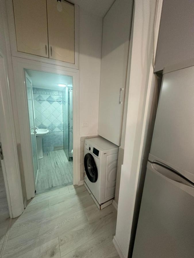 Private apt on a villa - B&B Sarandë