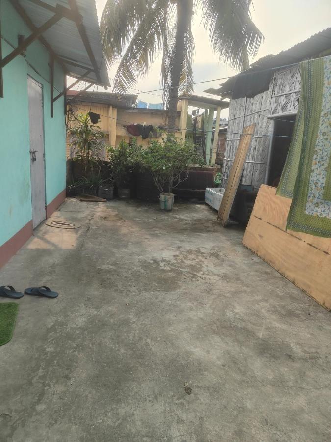 Astha paying guest and dormitory - B&B Guwahati