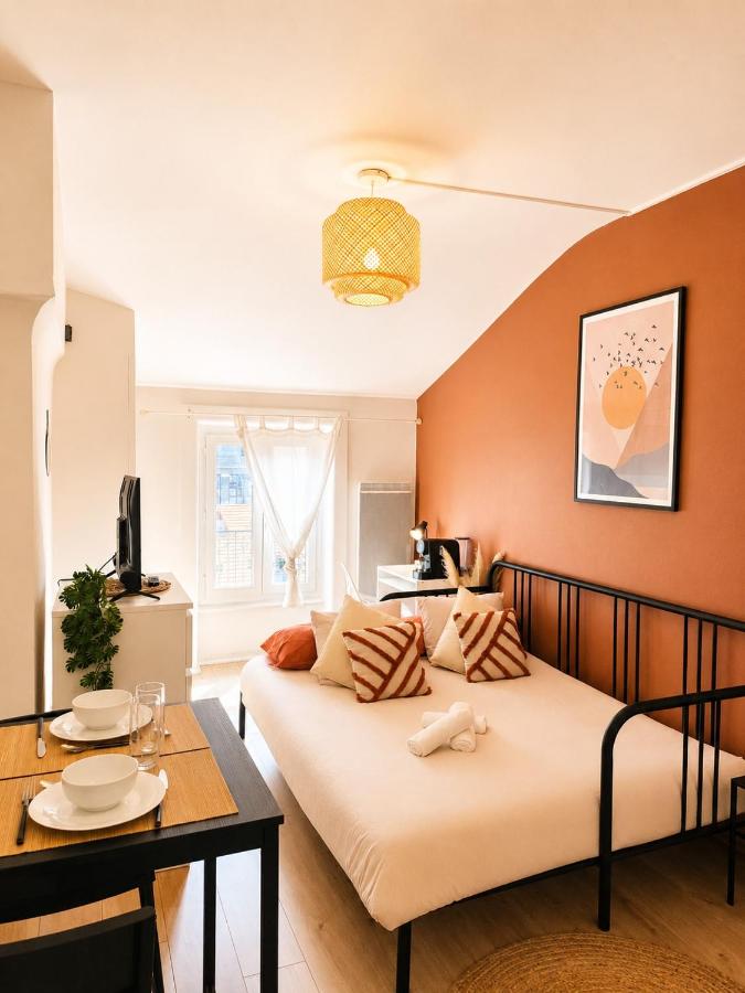 Le Fauriel Prestige - Studio chaleureux & élégant - B&B Saint-Étienne