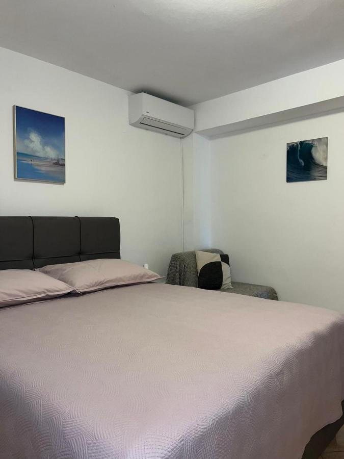 Apartman More - Bed and Breakfast Zadar
