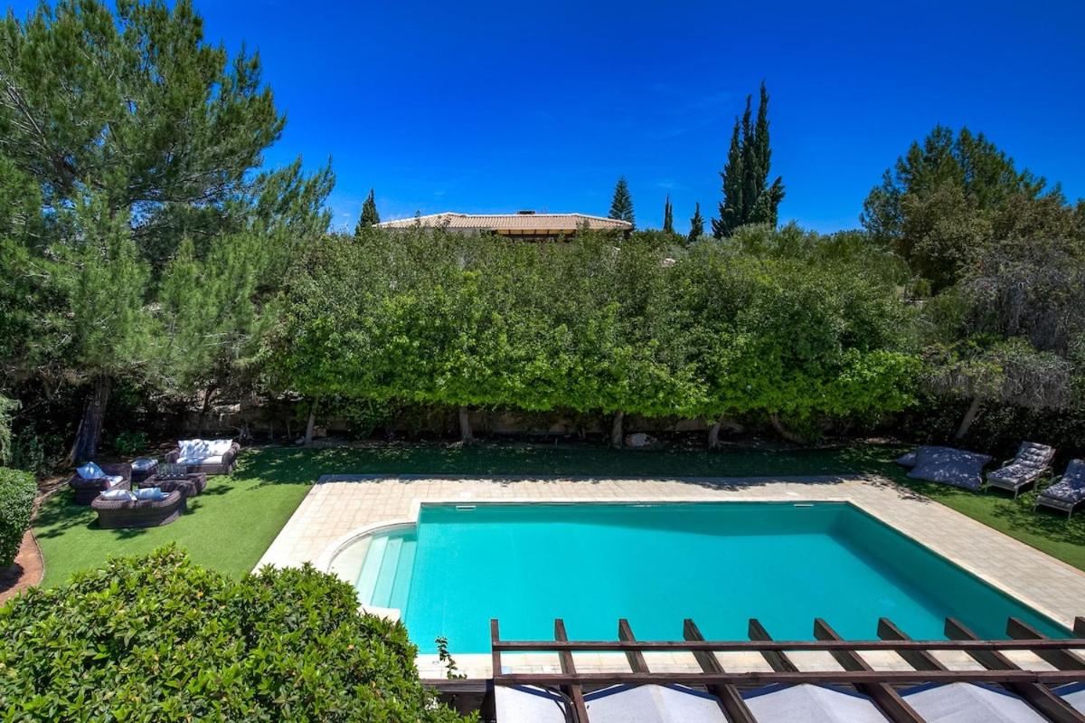 Luxury Villa With Private Pool Aphrodite Hills - B&B Kouklia