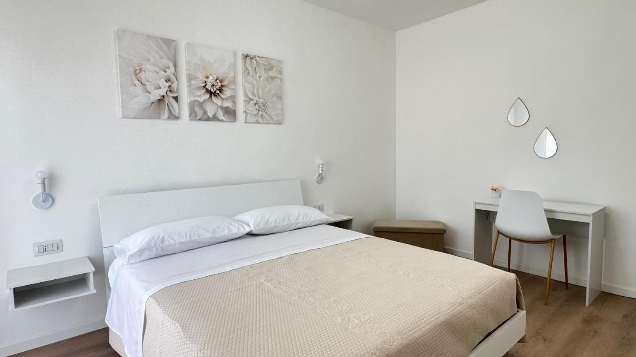 Lou's Apartment - Bed and Breakfast Brattirò