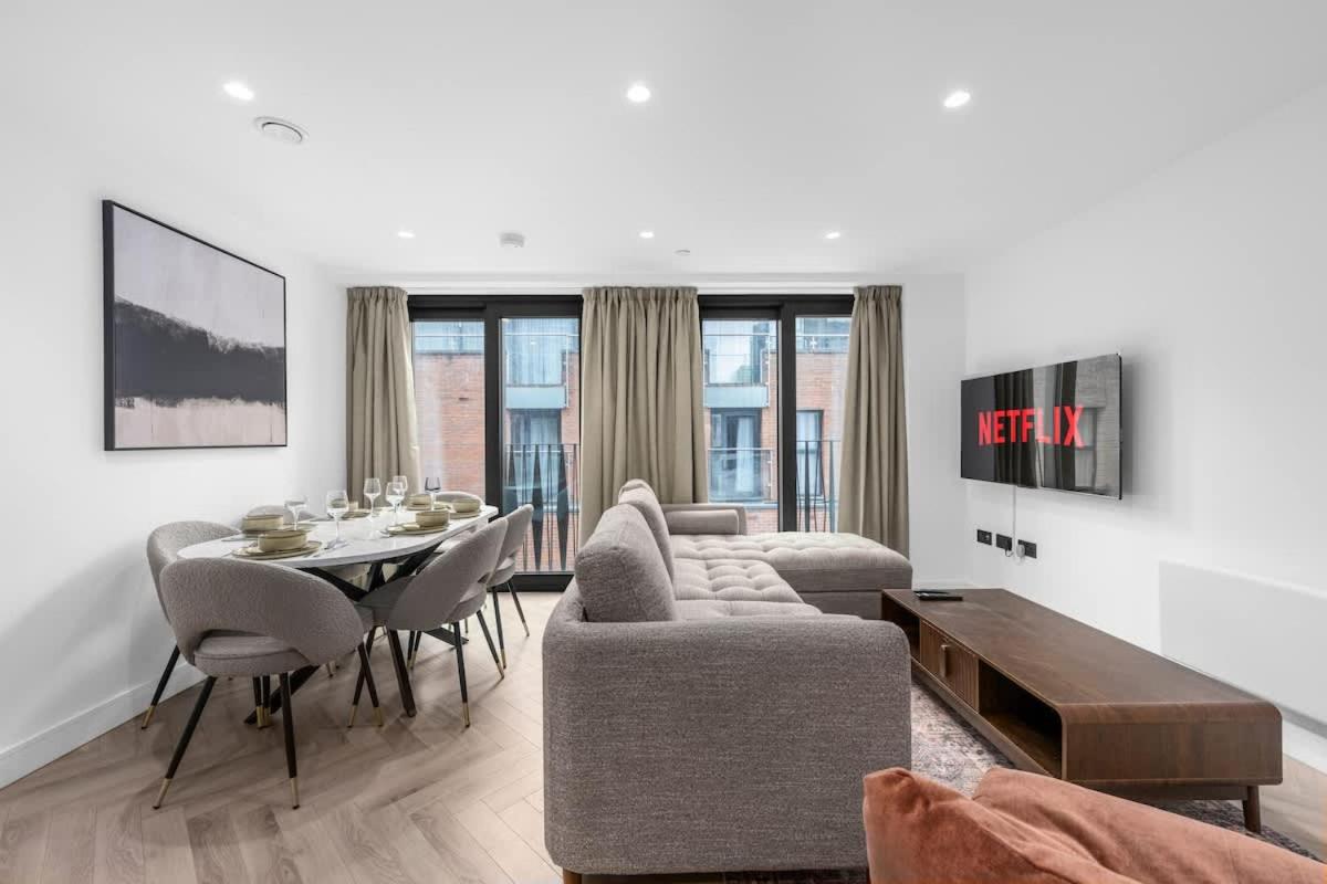 Stunning Central 2 bed by City SuperHost - Ferienwohnung Manchester
