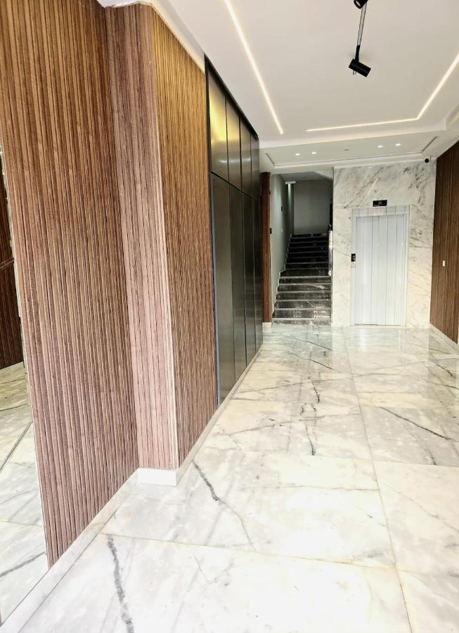 Ecrin moderne & lumineux proche Aéroport et plages - Bed and Breakfast Tanger
