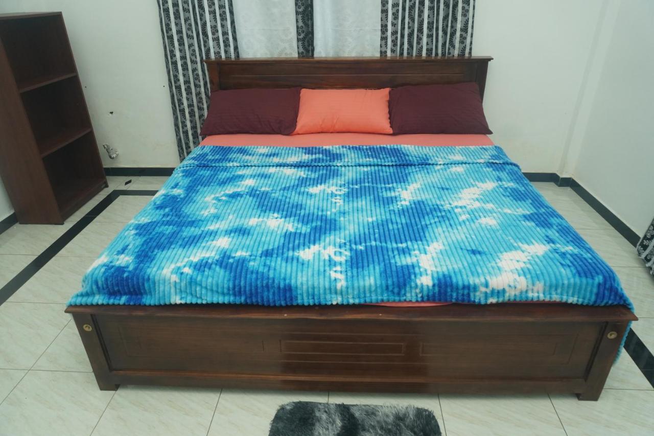 Dreibettzimmer mit eigenem externen Bad