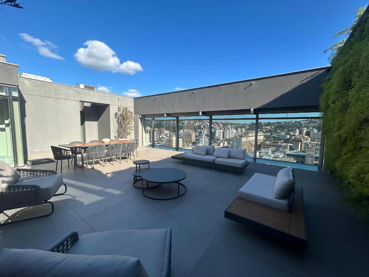 Comfort e praticità nel quartiere Menino Deus | Appartamento con una camera da letto - B&B Porto Alegre
