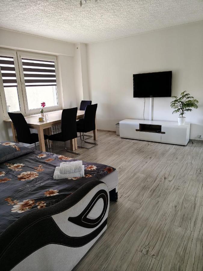 Comfy Pokoje Zbyszewskiego - B&B Rzeszów