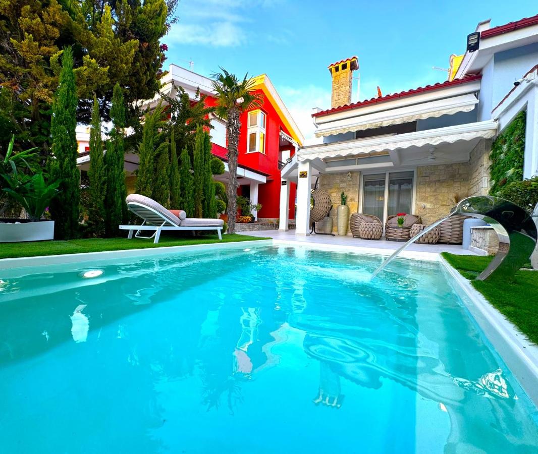 villa MEDITERAN - B&B Pefkochóri