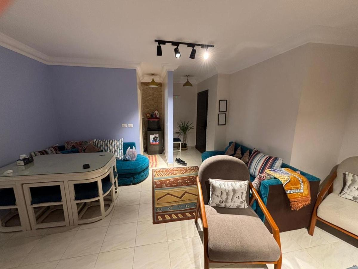 شقة بإطلالة هادئة في أرقى مناطق مدينتي بي 10 - Bed and Breakfast Madinaty