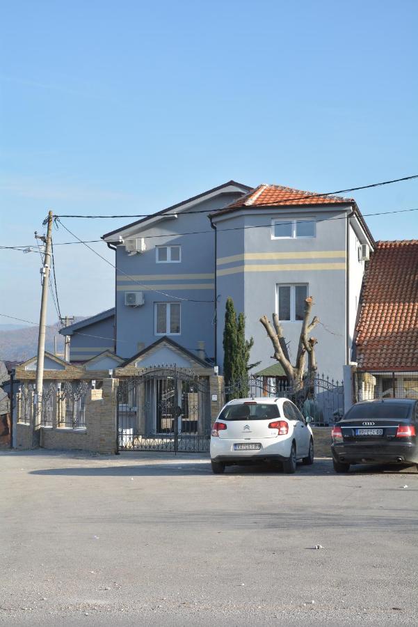 Prenociste Bojan 017 - Bed and Breakfast