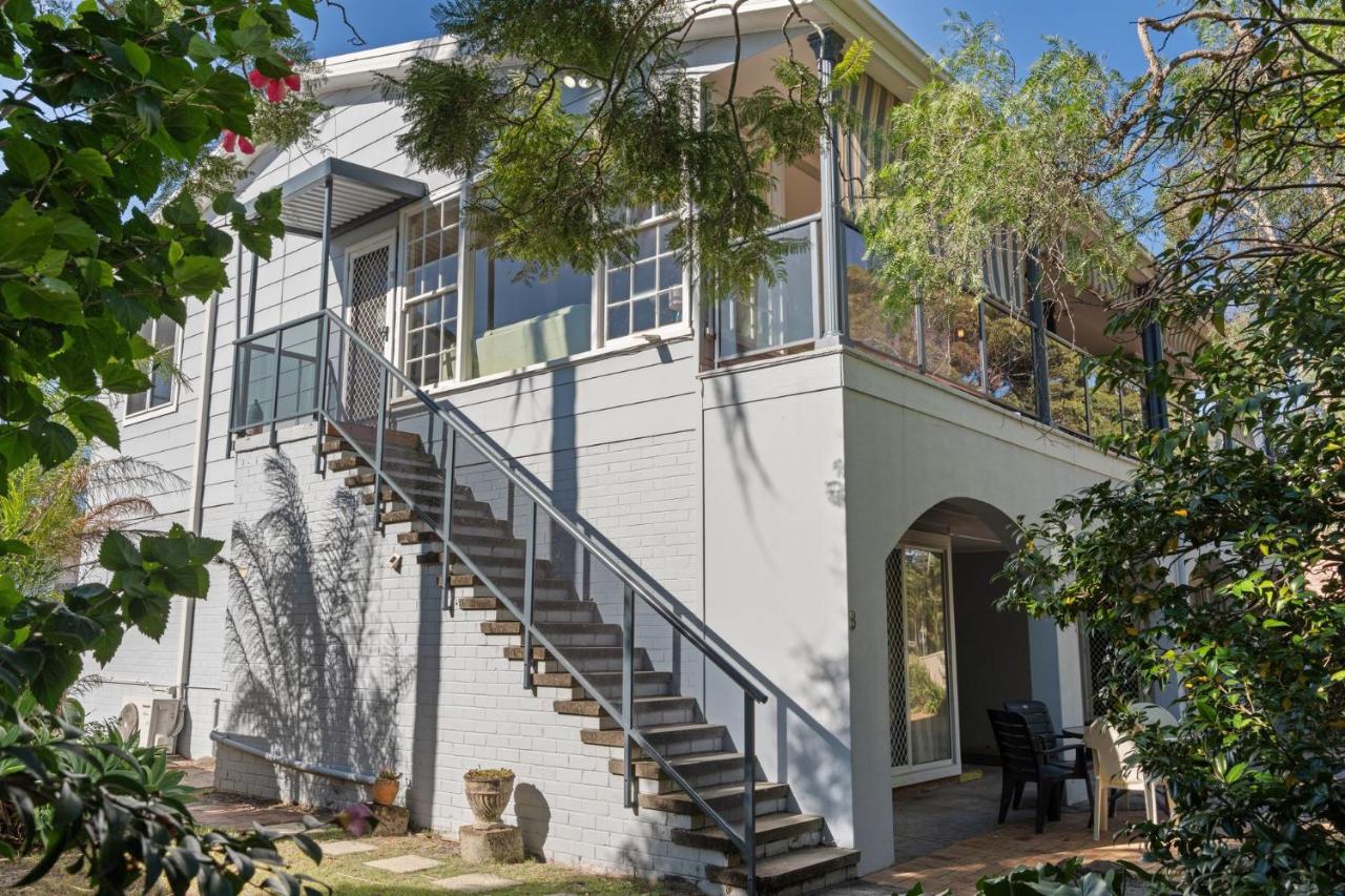 Shoal Bay Avenue Unit 7 - Bed and Breakfast Shallow Bay