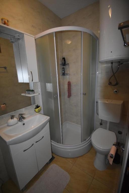 Apartamento de 2 dormitorios con terraza