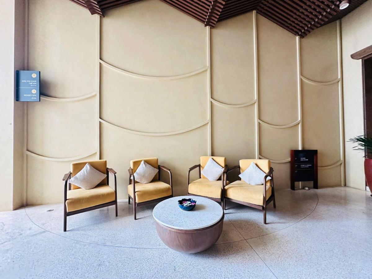 Apec Mandala Beachfront Mui Ne - Bed and Breakfast Mui Ne