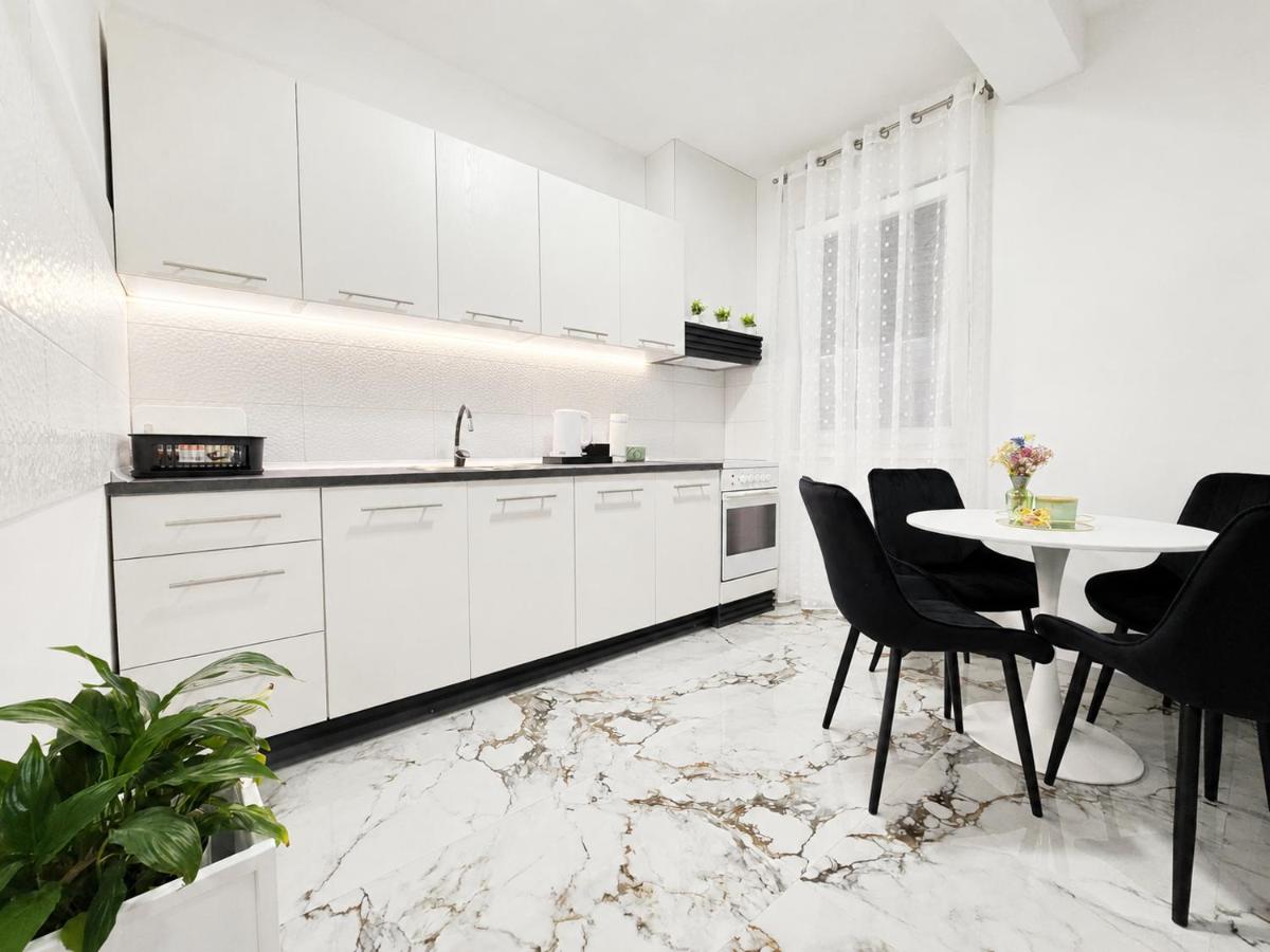 J S Apartman - B&B Brčko