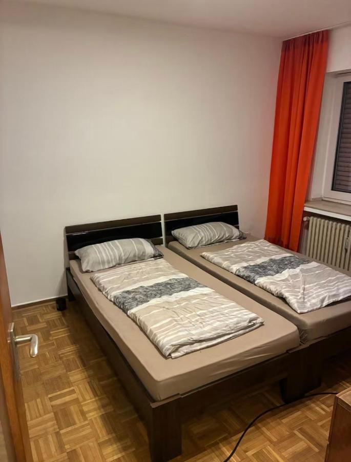 Apartments an der Messe - B&B Düsseldorf